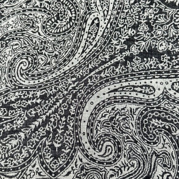 Pottery Barn Jacquard Velvet Lumbar Pillow Cover Black White Paisley 16 x26 Set - Picture 3 of 9